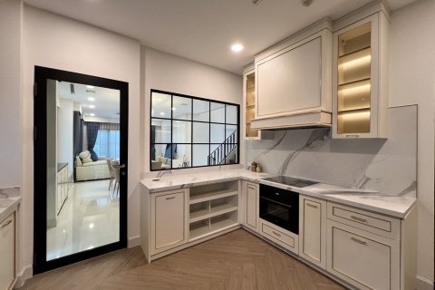 Дом в Сапхансунге, Бангкок, Таиланд с 4 спальнями  № 158557 - фото 10