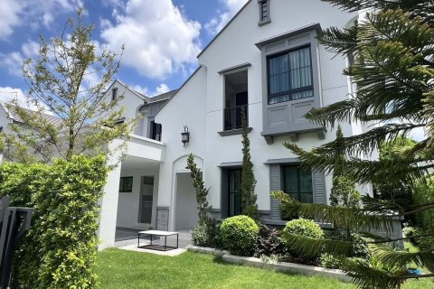 Дом в Сапхансунге, Бангкок, Таиланд с 4 спальнями  № 158557