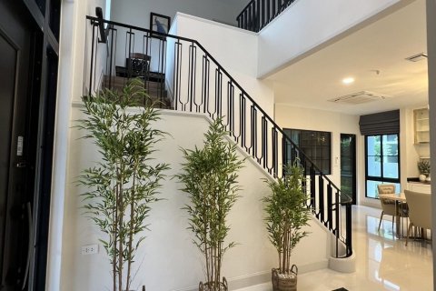 Дом в Сапхансунге, Бангкок, Таиланд с 4 спальнями  № 158557 - фото 8