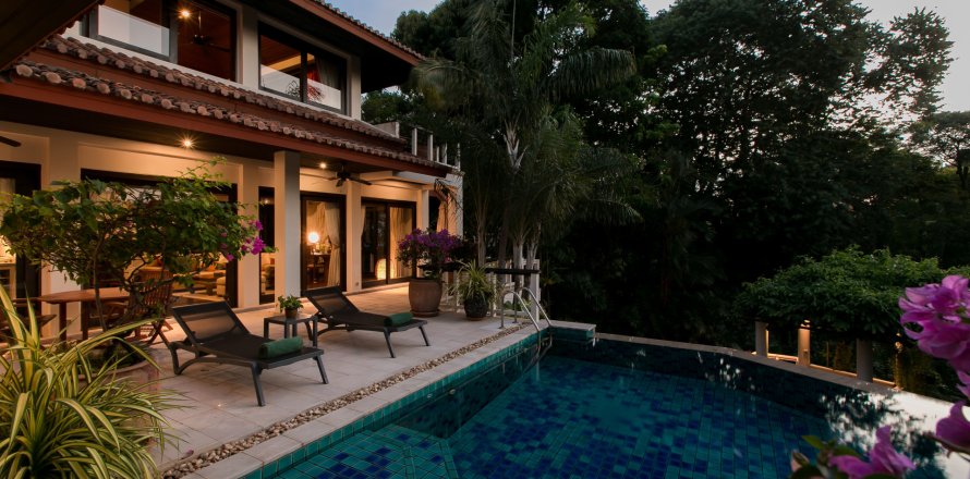House in Phuket, Thailand 3 bedrooms № 144853