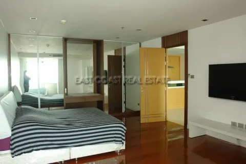 Condominio de 1 dormitorio en Pattaya, Tailandia № 213828 - foto 3