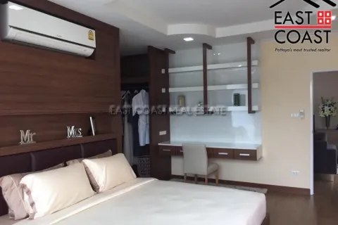Casa de 3 dormitorios en Pattaya, Tailandia № 213827 - foto 3