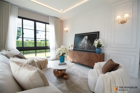 House in Bangkok, Thailand 5 bedrooms № 189196