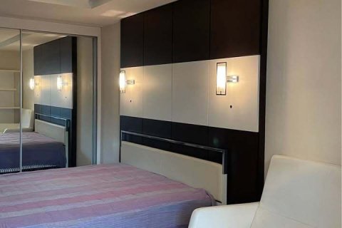 Studio in the Condo in Watthana, Bangkok, Thailand  № 149411 - photo 2