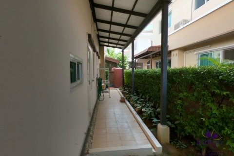 House in Chiang Mai, Thailand 3 bedrooms № 162544 - photo 12