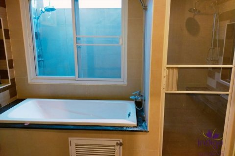 House in Chiang Mai, Thailand 3 bedrooms № 162541 - photo 22