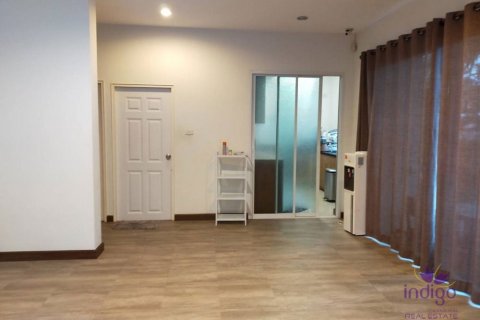 House in Chiang Mai, Thailand 3 bedrooms № 162541 - photo 16
