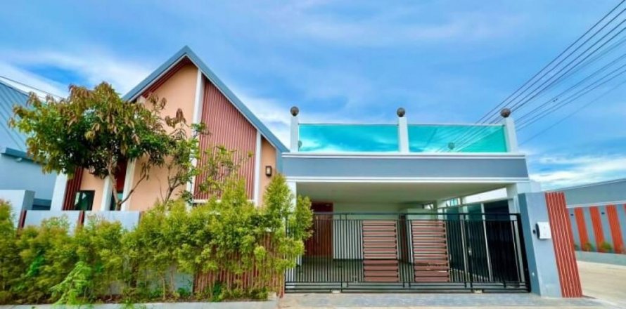 Villa in Bang Lamung, Thailand 3 bedrooms № 114820