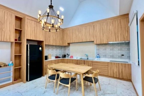 Villa in Bang Lamung, Thailand 3 bedrooms № 114820 - photo 4