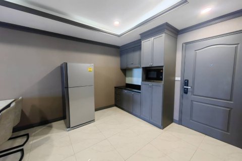 Studio dans le Condo à Bang Rak, Bangkok, Thaïlande  № 138400 - photo 6