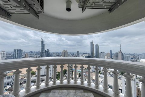 Studio dans le Condo à Bang Rak, Bangkok, Thaïlande  № 138400 - photo 10