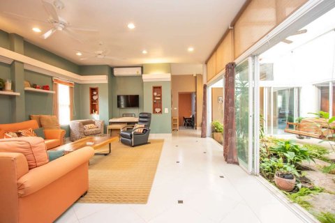 House in Chiang Mai, Thailand 4 bedrooms № 121711 - photo 1