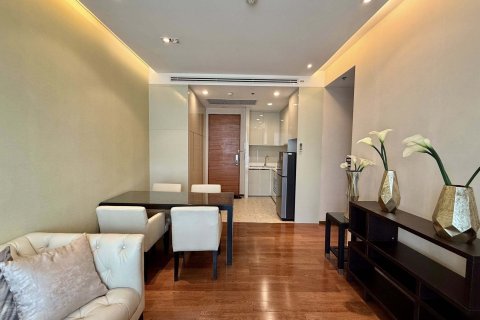 Condo in Khlong Toei, Bangkok, Thailand, 2 bedrooms  № 169596 - photo 2