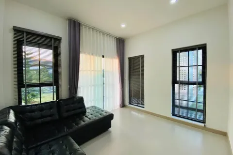Villa in San Sai, Thailand 3 bedrooms № 157252 - photo 8