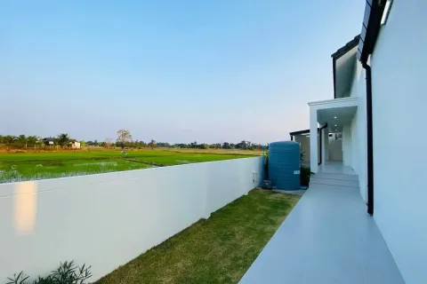 Villa in San Sai, Thailand 3 bedrooms № 157252 - photo 7