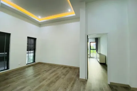 Villa in San Sai, Thailand 3 bedrooms № 157252 - photo 10