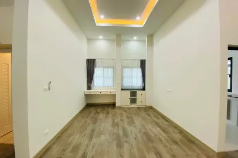 Villa in San Sai, Thailand 3 bedrooms № 157252 - photo 16