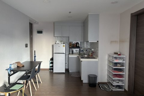 Студия в кондо в Хуай Кванге, Бангкок, Таиланд № 156216 - фото 1