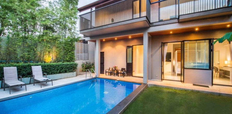 Villa in Bang Tao, Thailand 3 bedrooms № 114003