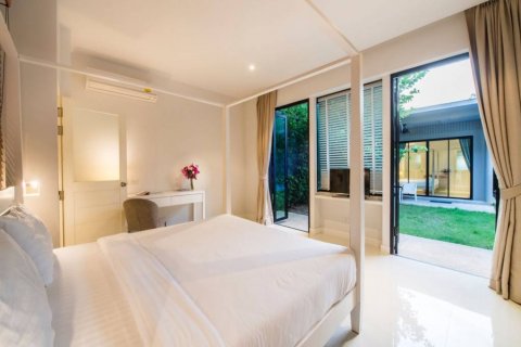 Villa in Bang Tao, Thailand 3 bedrooms № 114003 - photo 9