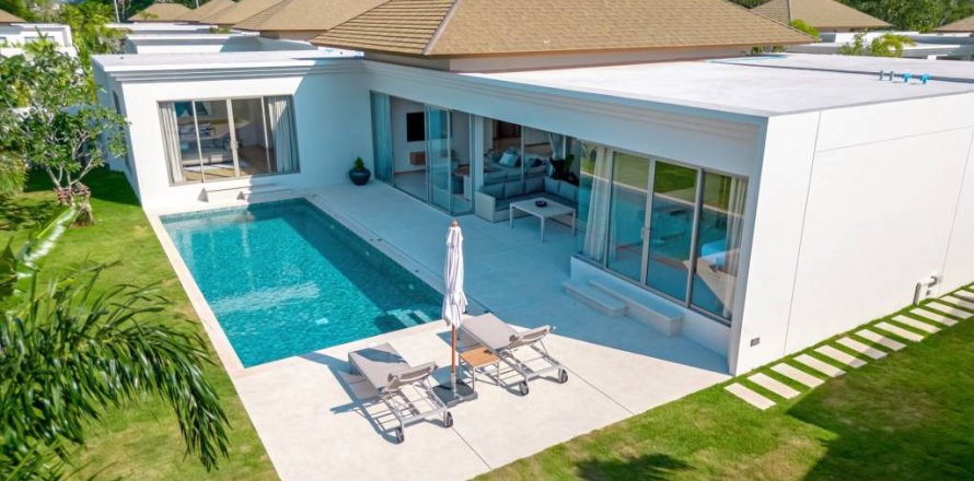 Villa in Bang Tao, Thailand 4 bedrooms № 114002