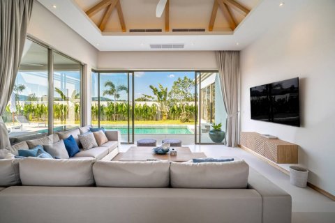 Villa in Bang Tao, Thailand 4 bedrooms № 114002 - photo 4