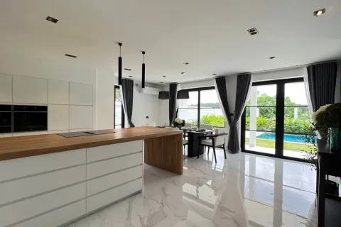 บ้านในพัทยา, ประเทศไทย 5 ห้องนอน № 210308 - รูปถ่าย 25