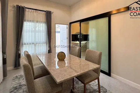 Casa de 3 dormitorios en Pattaya, Tailandia № 212389 - foto 15