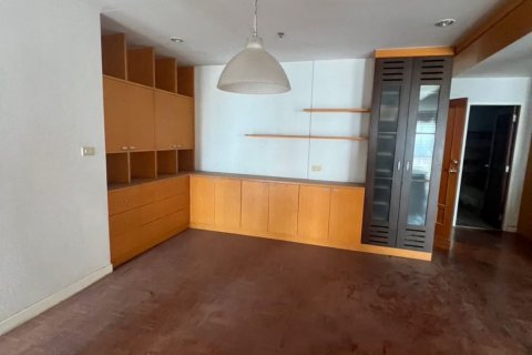 Кондоминиум с 3 спальнями в Банг Раке, Бангкок, Таиланд № 137946 - фото 4