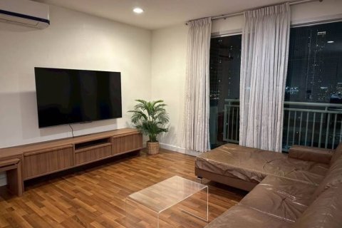 Condo in Bangkok, Thailand, 1 bedroom  № 151116 - photo 3