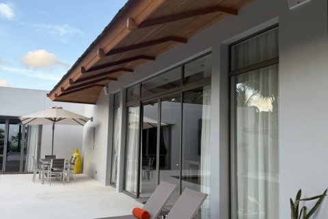 House in Bang Tao, Thailand 4 bedrooms № 144566 - photo 27