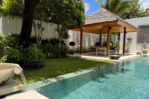 House in Bang Tao, Thailand 4 bedrooms № 144566 - photo 28