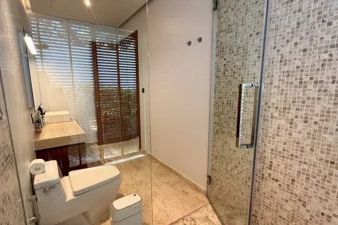 House in Bang Tao, Thailand 4 bedrooms № 144566 - photo 14