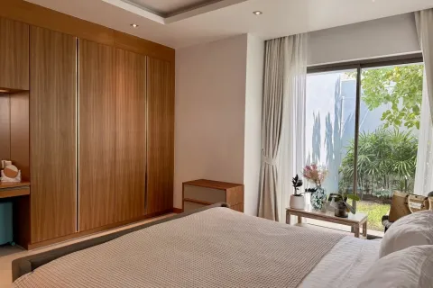 House in Bang Tao, Thailand 4 bedrooms № 144566 - photo 17