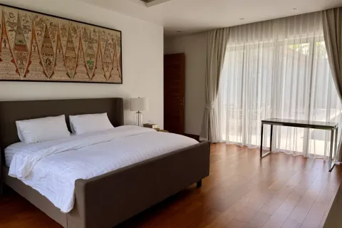 House in Bang Tao, Thailand 4 bedrooms № 144566 - photo 22