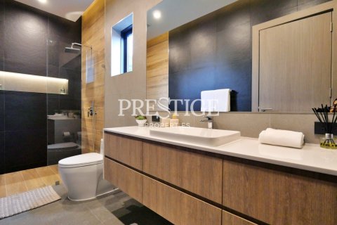 House in Pattaya, Thailand 4 bedrooms № 198222 - photo 17