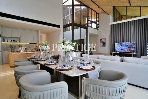 House in Pattaya, Thailand 4 bedrooms № 198225 - photo 4