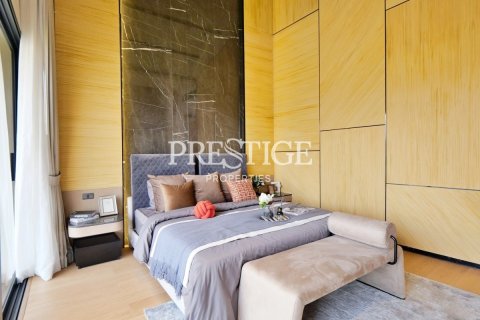 House in Pattaya, Thailand 4 bedrooms № 198225 - photo 12