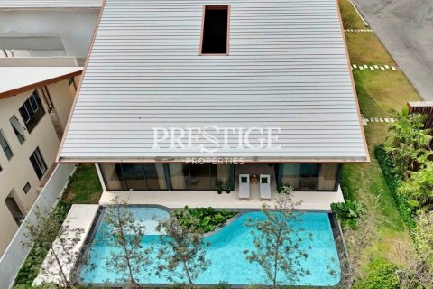 House in Pattaya, Thailand 4 bedrooms № 198225 - photo 28