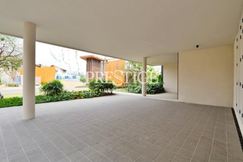 House in Pattaya, Thailand 4 bedrooms № 198225 - photo 27