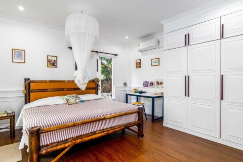 Villa in Pattaya, Thailand 4 bedrooms № 164839 - photo 23