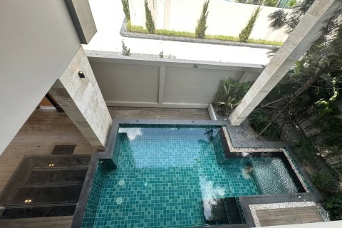 House in Pattaya, Thailand 4 bedrooms № 164840 - photo 4