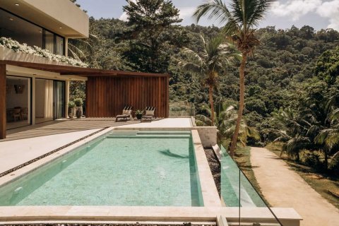 Villa in Ko Samui, Thailand 3 bedrooms № 165306 - photo 2