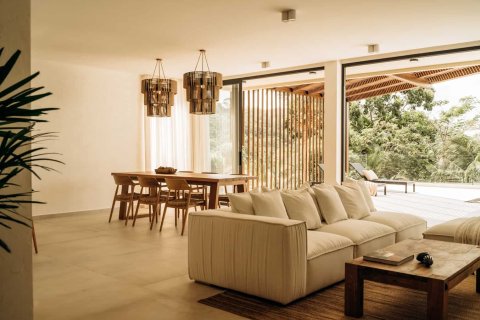 Villa in Ko Samui, Thailand 3 bedrooms № 165306 - photo 15