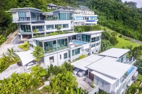 Villa à Phuket, Thaïlande 4 chambres № 150474 - photo 1