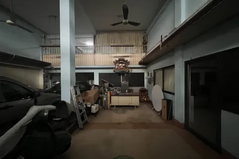 Commercial property in Din Daeng, Bangkok, Thailand № 159330 - photo 3