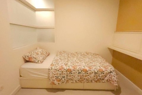 Condo in Khlong San, Bangkok, Thailand, 2 bedrooms  № 159331 - photo 11