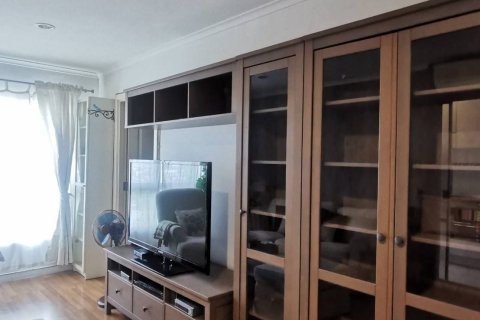 Condo in Khlong Toei, Bangkok, Thailand, 2 bedrooms № 159333 - photo 2