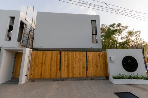 วิลล่าในหาดกมลา, ประเทศไทย 4 ห้องนอน № 165338 - รูปถ่าย 28