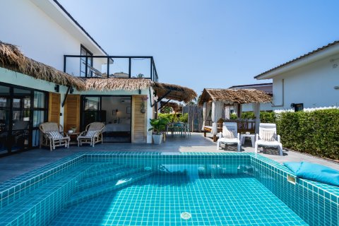 Villa in Ko Lanta Yai, Thailand 4 bedrooms № 165340 - photo 19